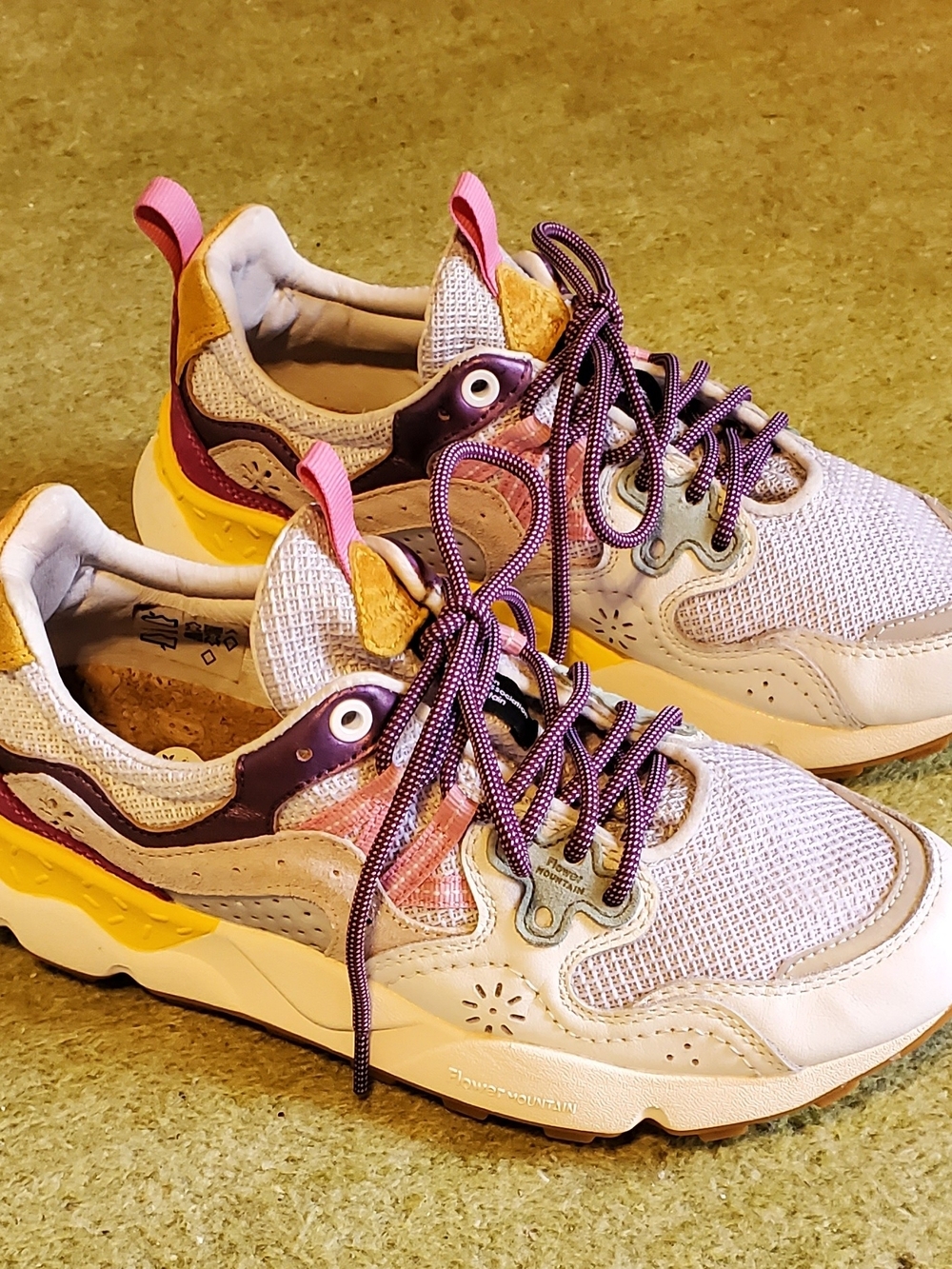 Women's Flower Mountian Yamano Sneakers - Picture 2 of 5
